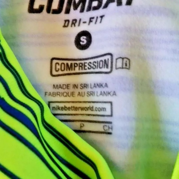 BOYS NIKE PRO COMBAT DRIFIT COMPRESSION SHIRT NWT - Picture 8 of 8